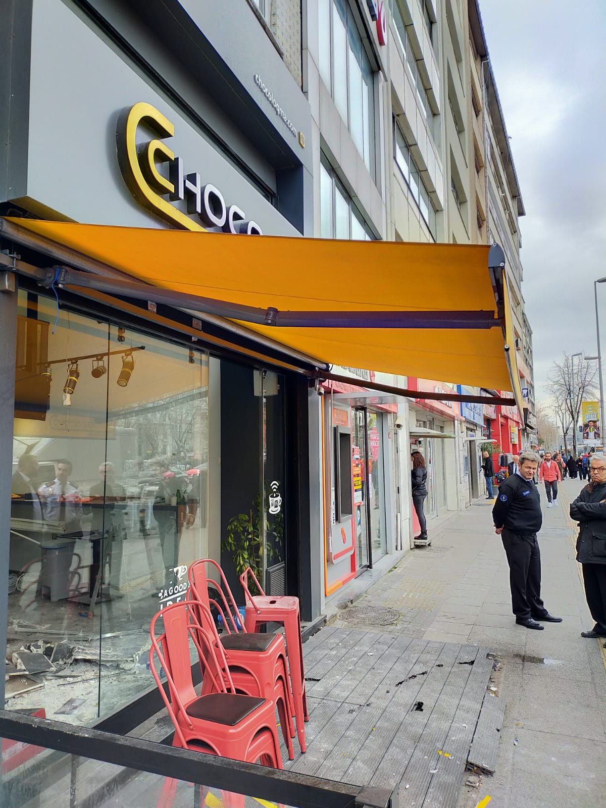 Dekoratif Mafsallı Tente